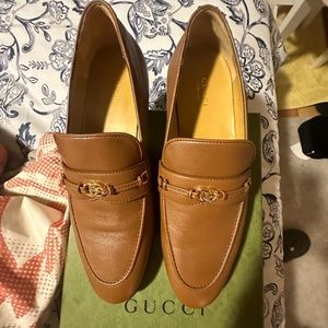 Womens Gucci Loafer